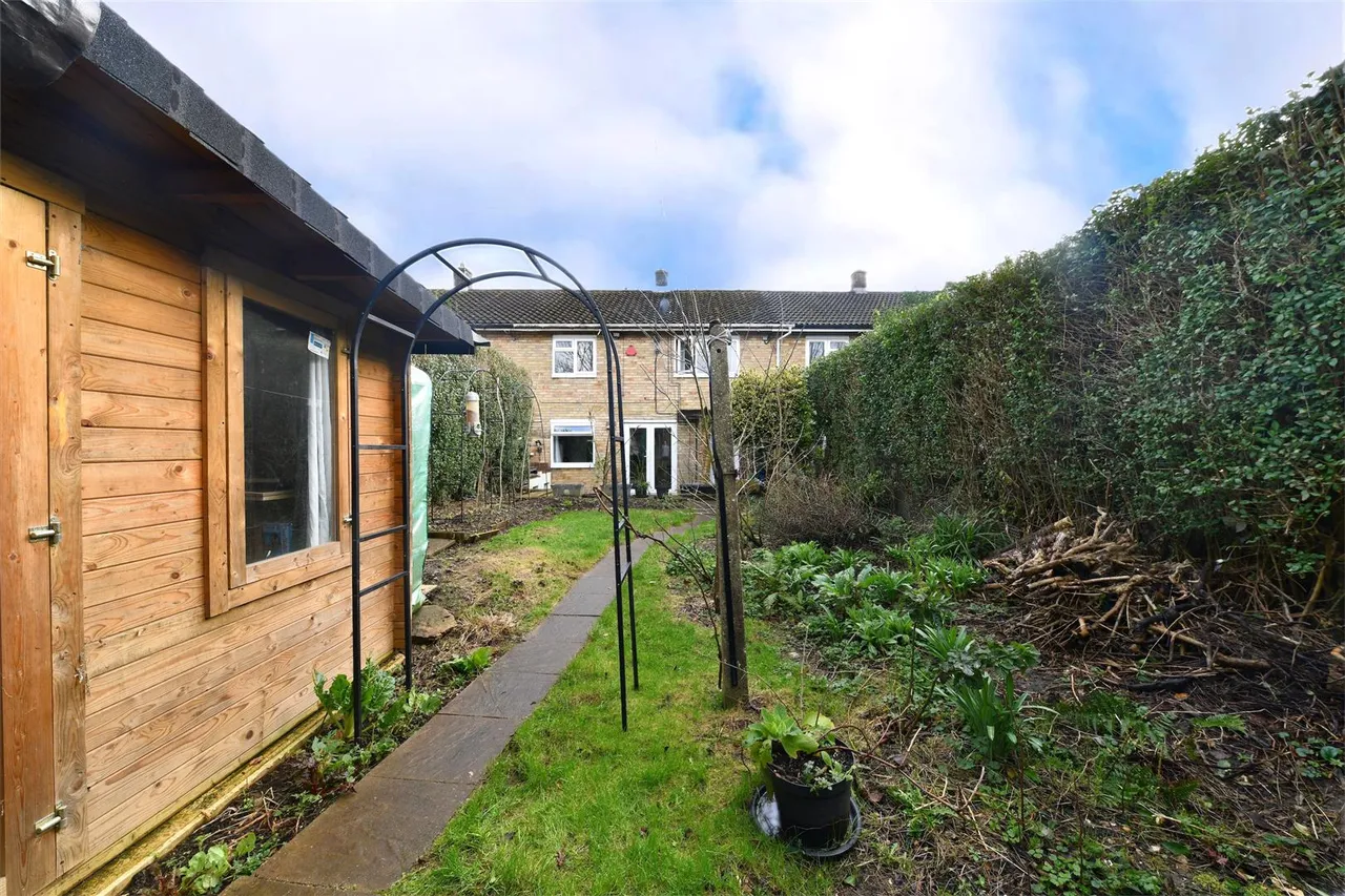 Wildwood Lane, Stevenage, Herts, SG1 1TA, photo 10