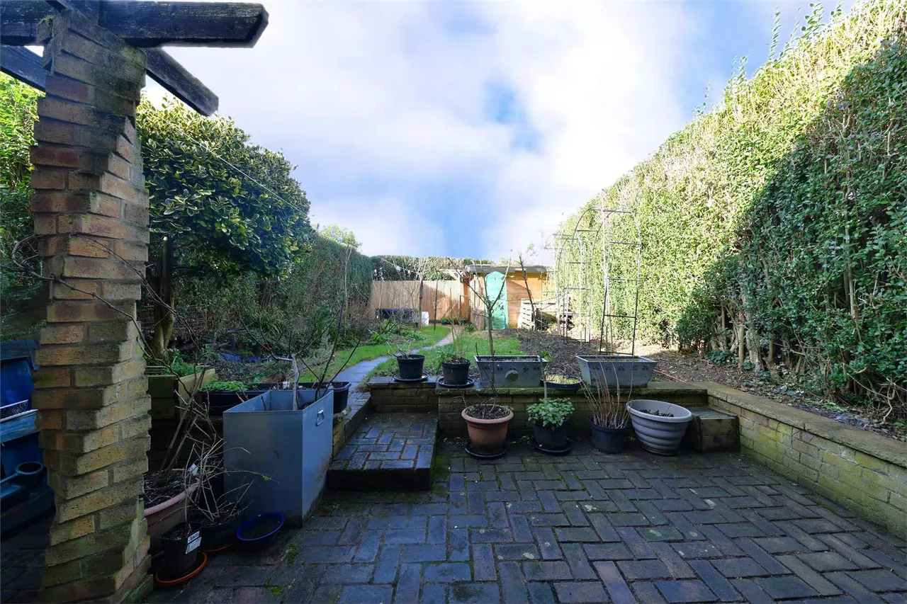 Wildwood Lane, Stevenage, Herts, SG1 1TA, photo 9