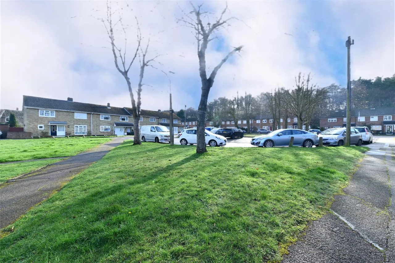 Wildwood Lane, Stevenage, Herts, SG1 1TA, photo 19