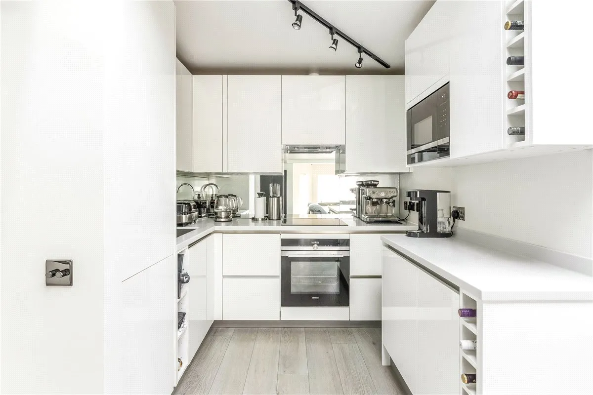 Althorp Road, London, SW17, photo 3