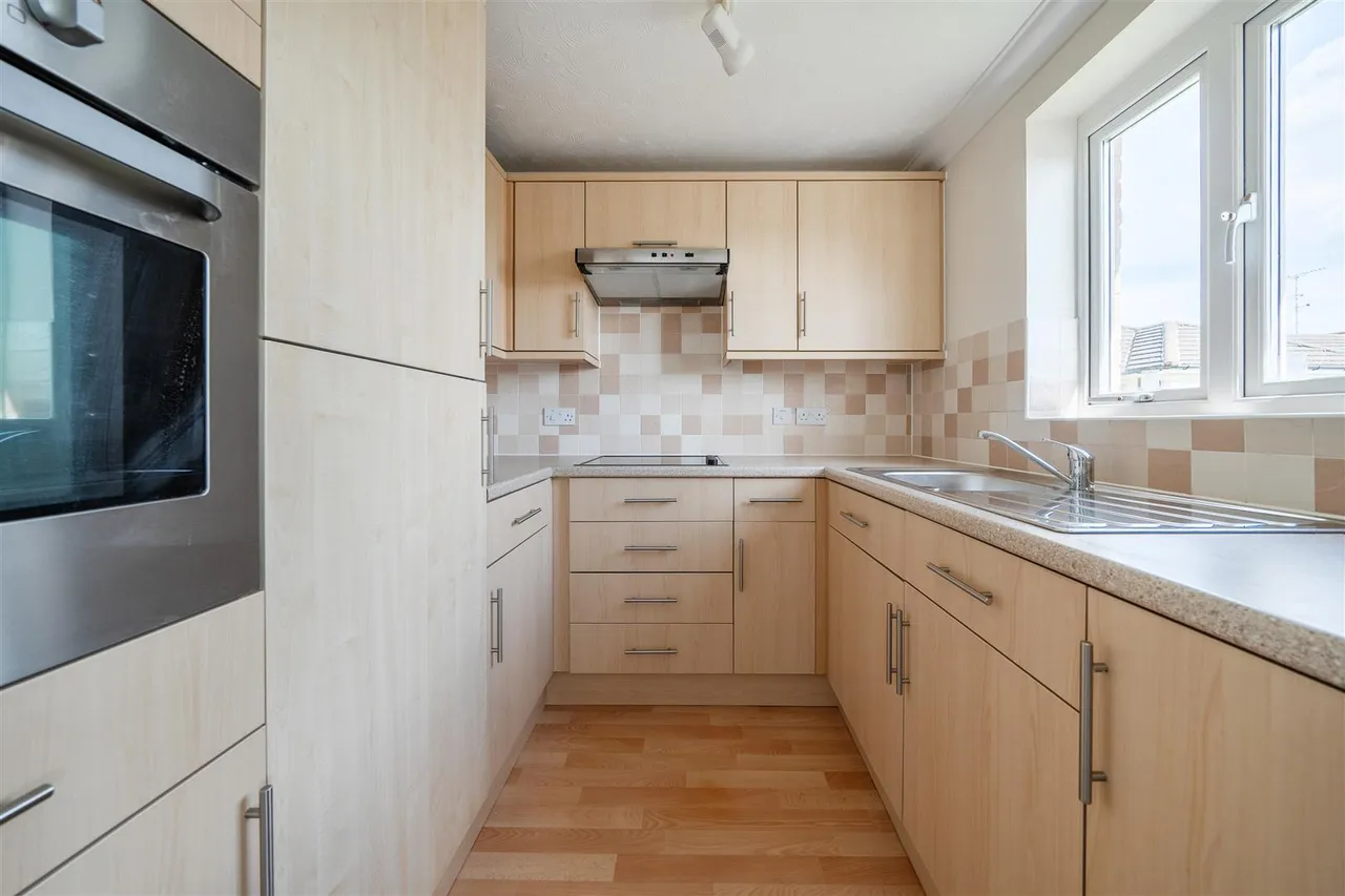 Springfield Road, Chelmsford, CM2, photo 3