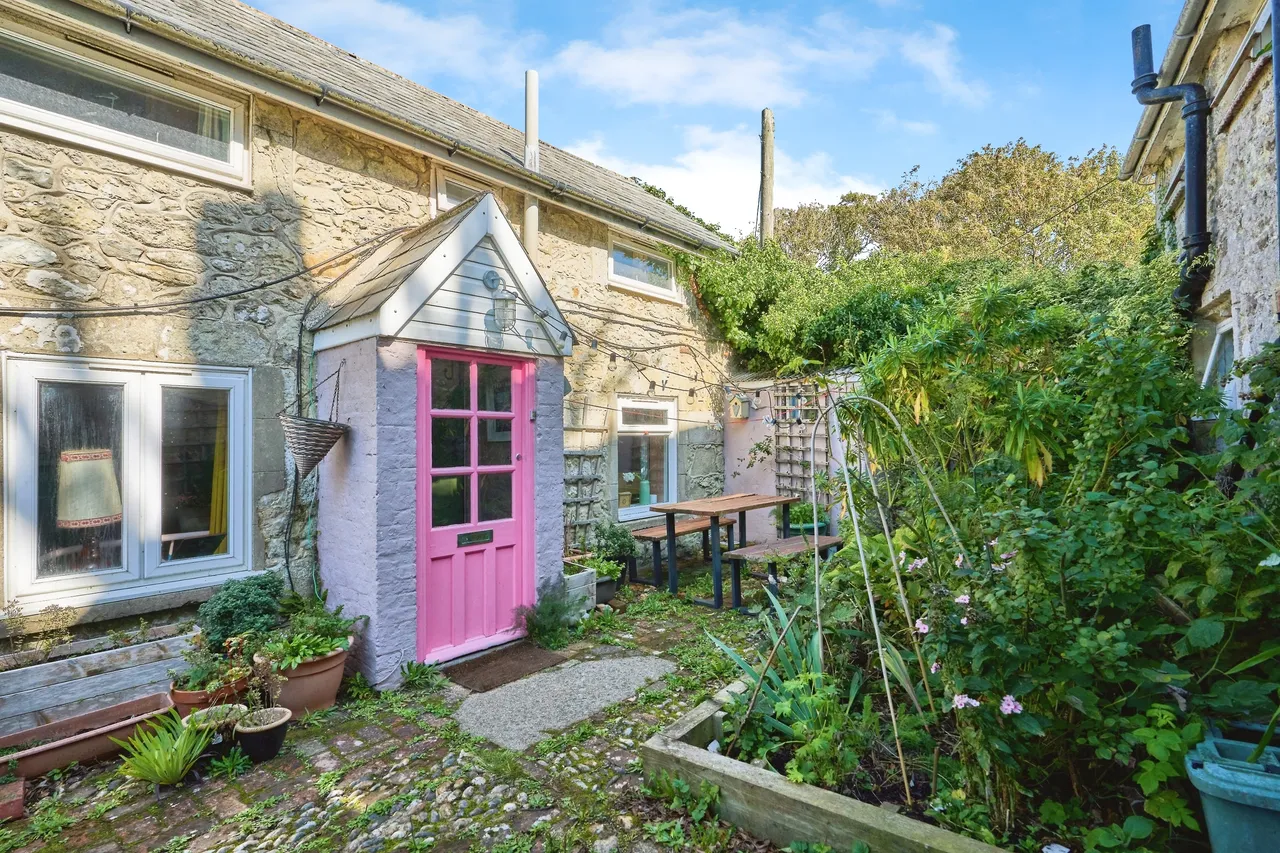 Godshill Road, Whitwell, PO38, photo 19