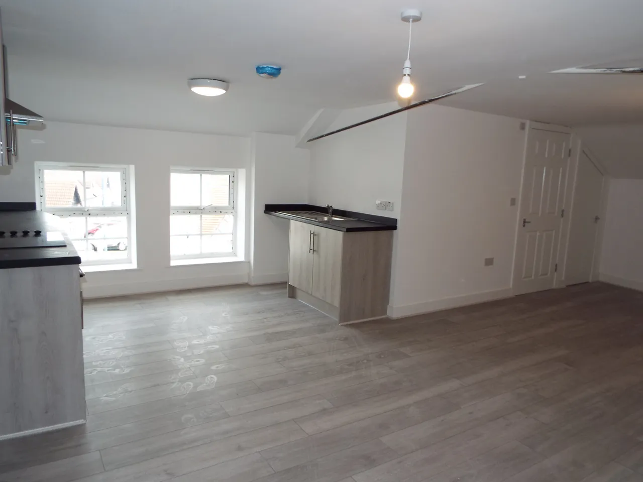 High street, Warsop, NG20, photo 4
