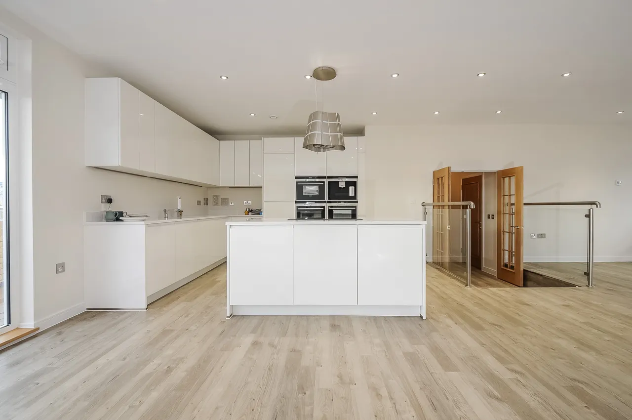 Almansa Way, Lymington, SO41, photo 9