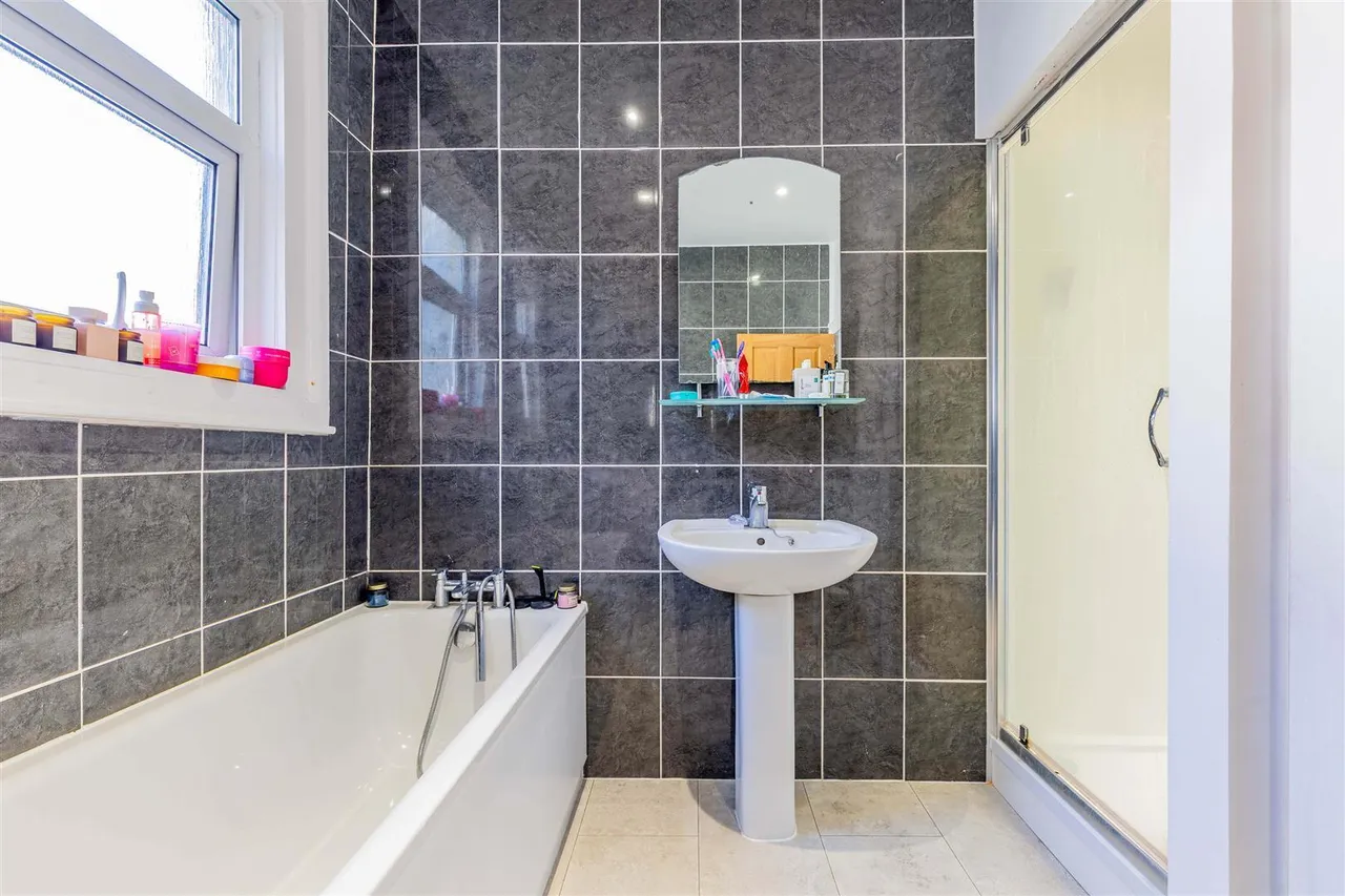 Witham Road, Isleworth, photo 23
