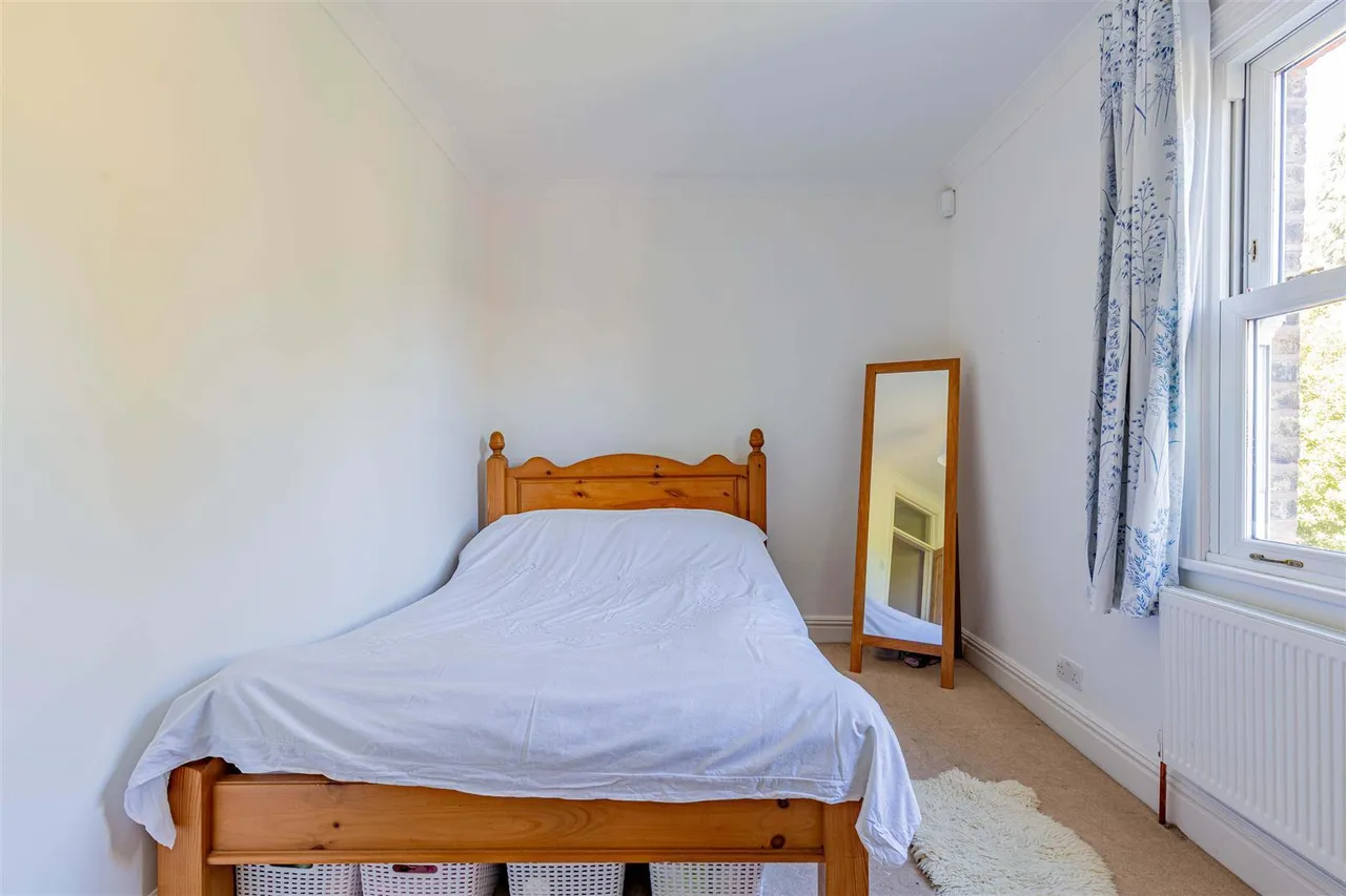 Witham Road, Isleworth, photo 17