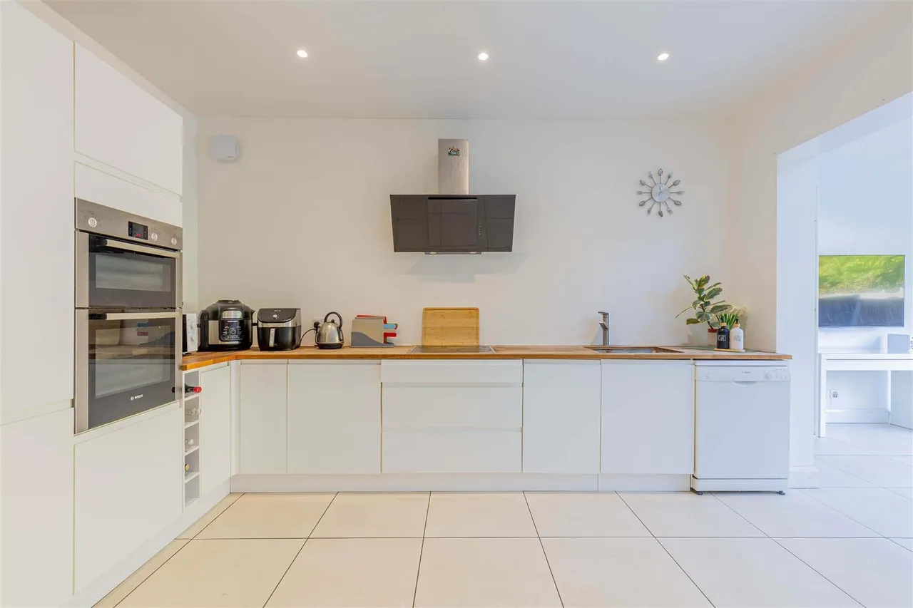 Witham Road, Isleworth, photo 10