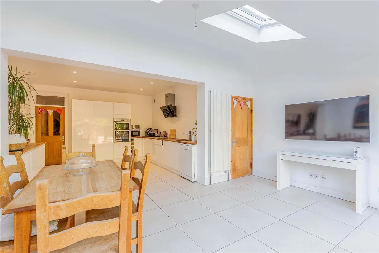 Witham Road, Isleworth, photo 11