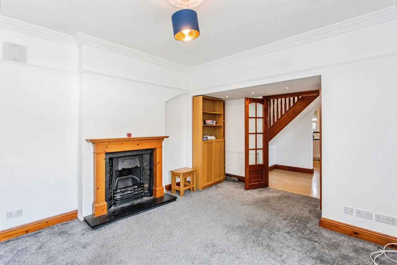 Daws Heath Road, Benfleet, SS7, photo 3