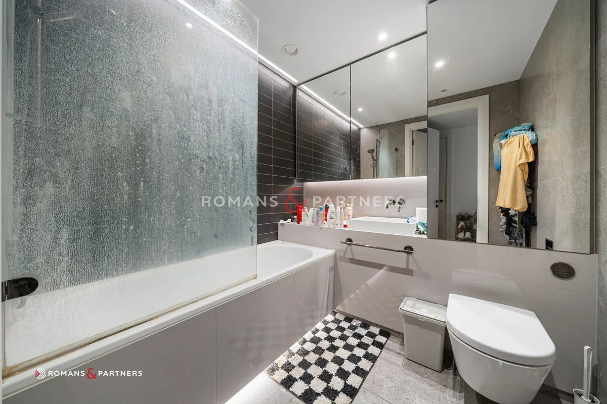 Lincoln Apartments, White City, W12, photo 10
