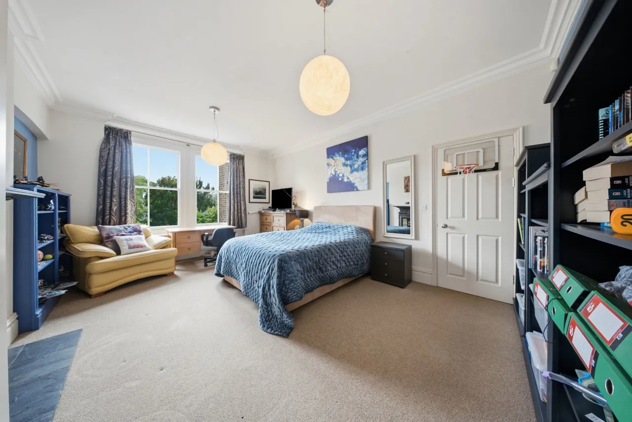 Richmond Road, Twickenham TW1, photo 12
