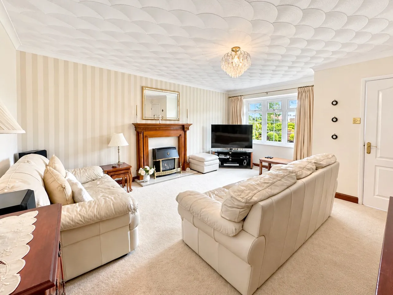 Wood Lane, Greasby, CH49, photo 2