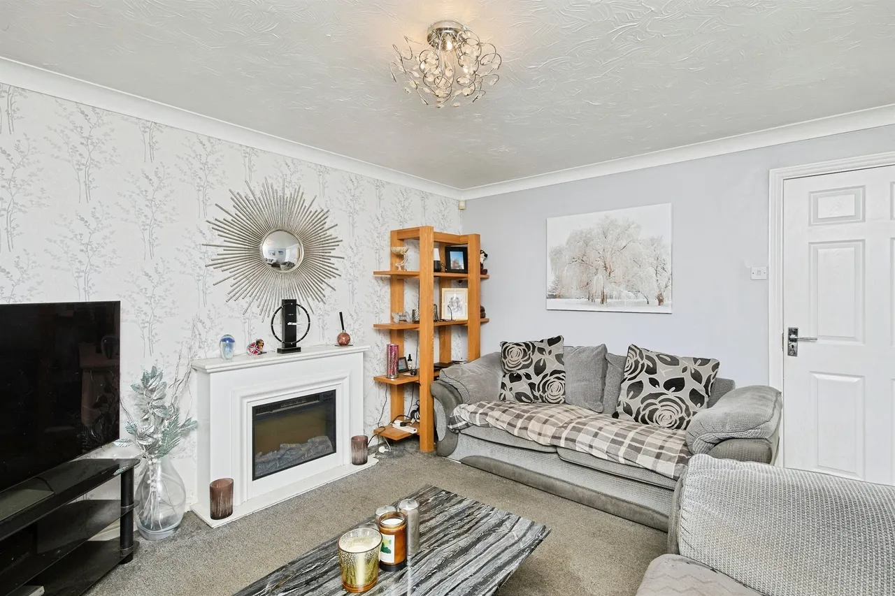 Lows Court, Chellaston, Derby, photo 2