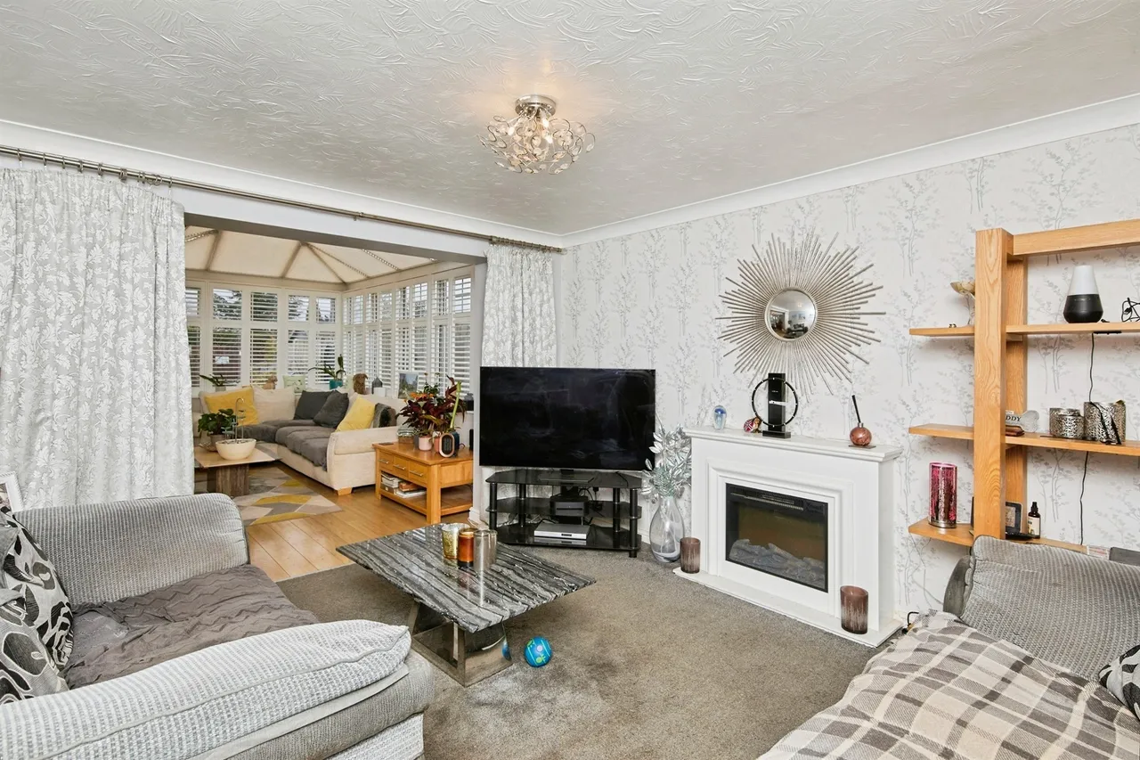Lows Court, Chellaston, Derby, photo 3