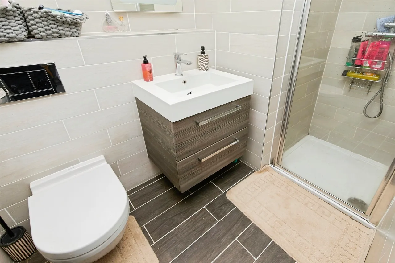 Lows Court, Chellaston, Derby, photo 11