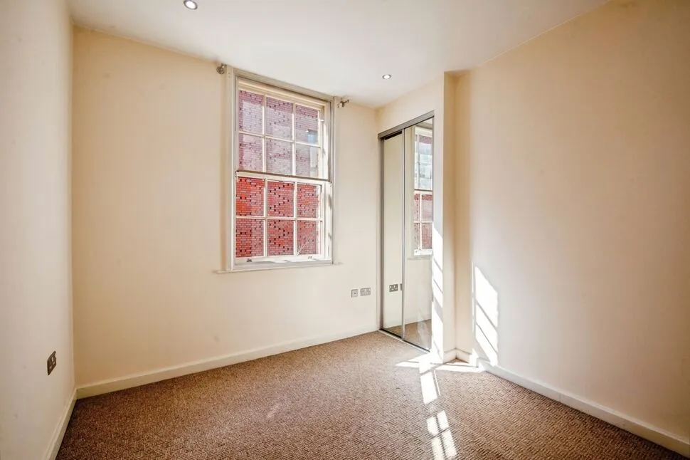 Brown Lane, Sheffield, S1, photo 3