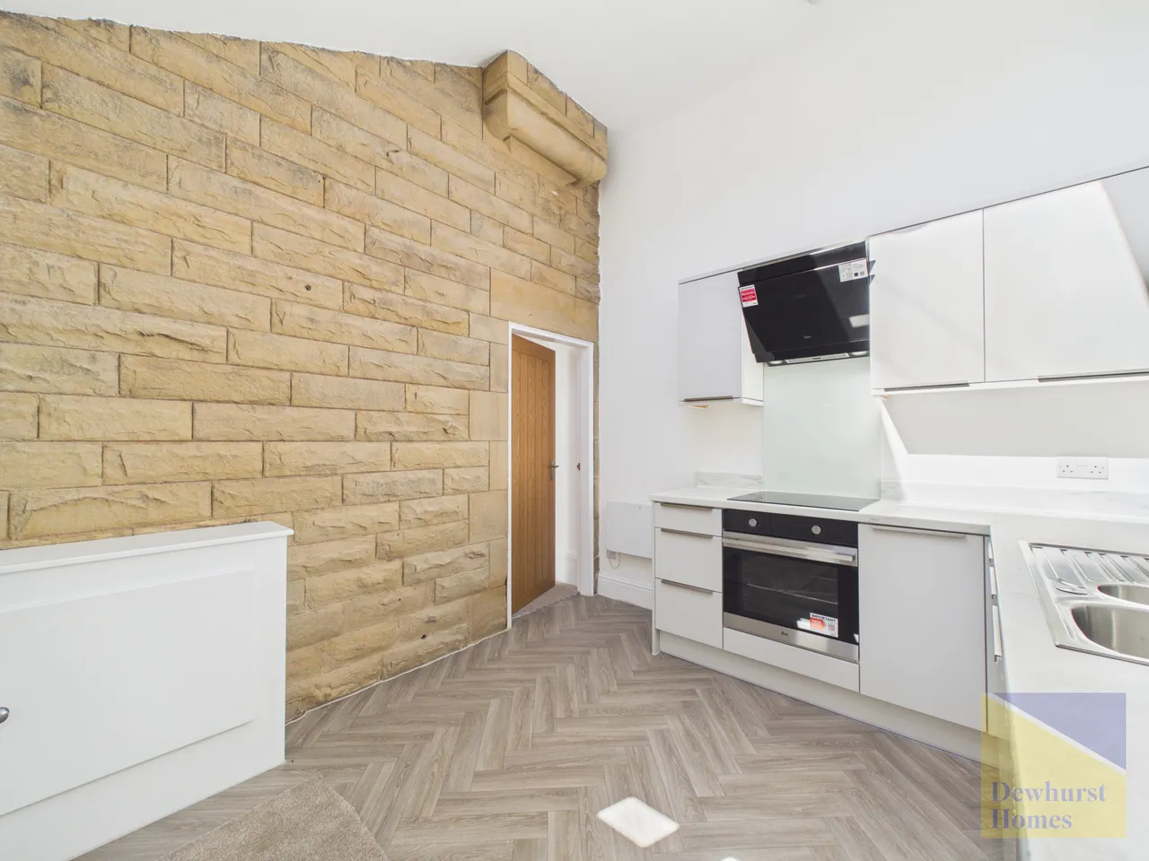 The Manse, Longridge, Lancashire, PR3 3WA, photo 2