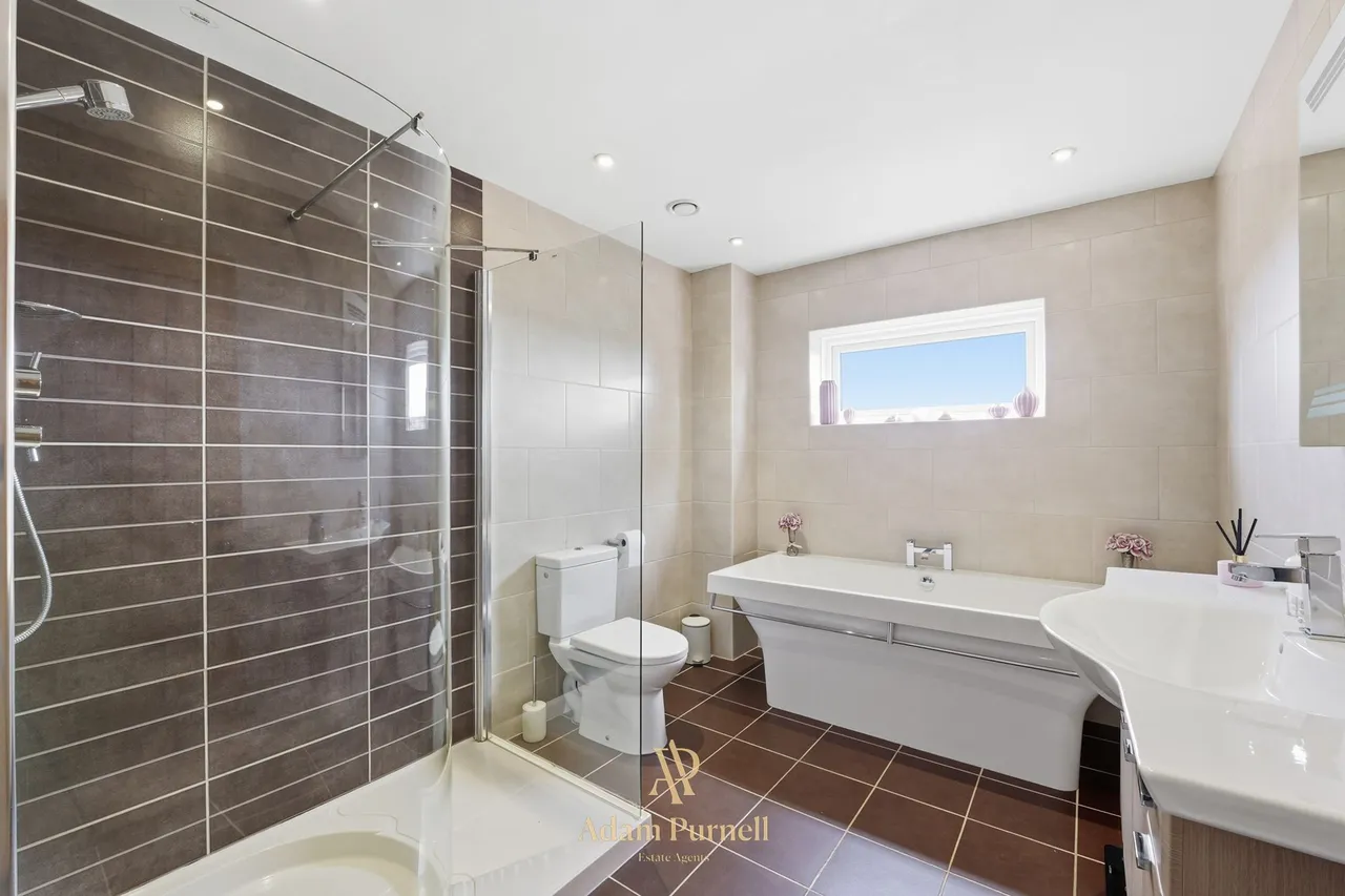 Salisbury Road, Burbage, LE10, photo 31