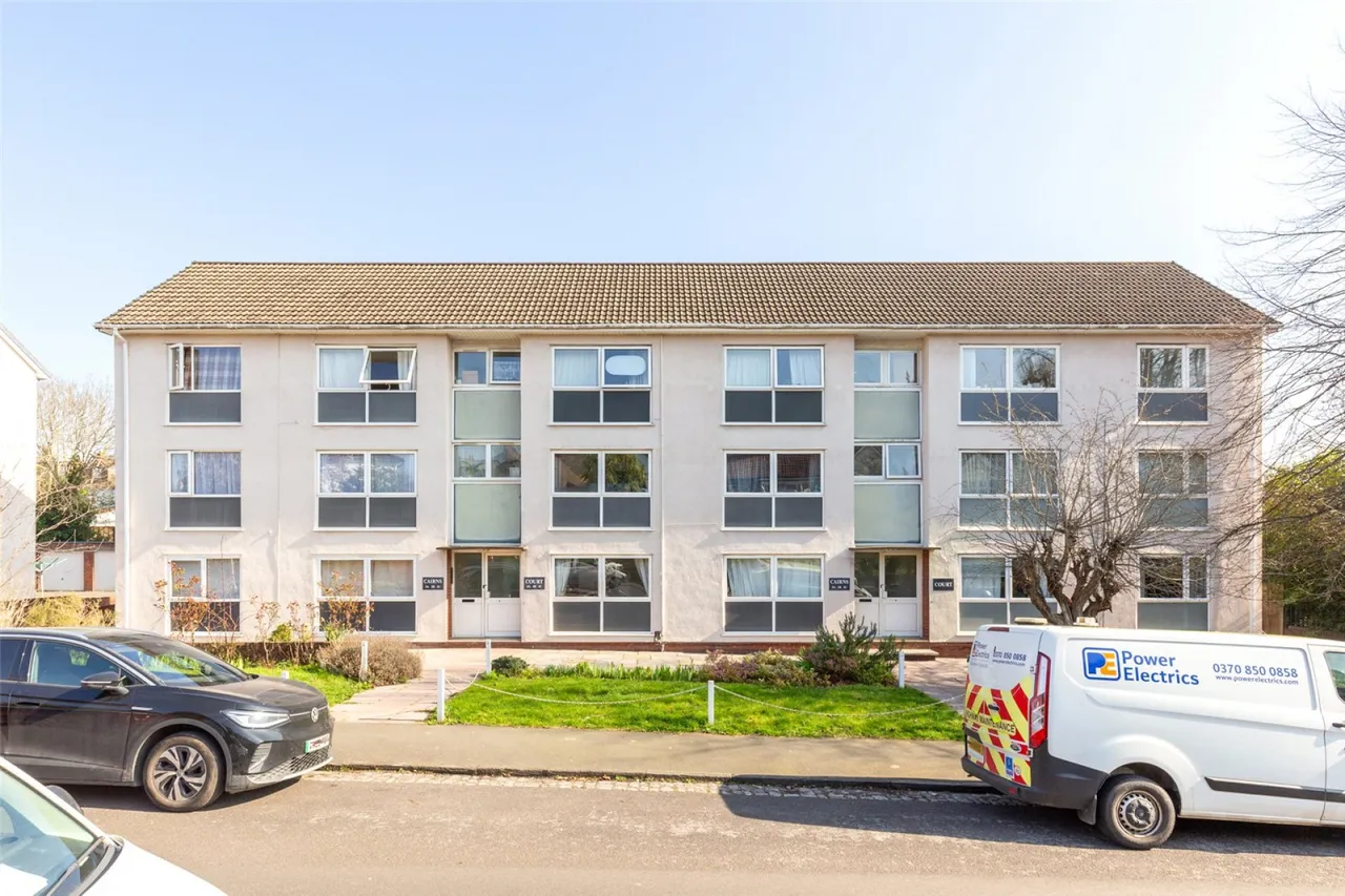 2 bed flat for sale, Cairns Road, Bristol, BS6
