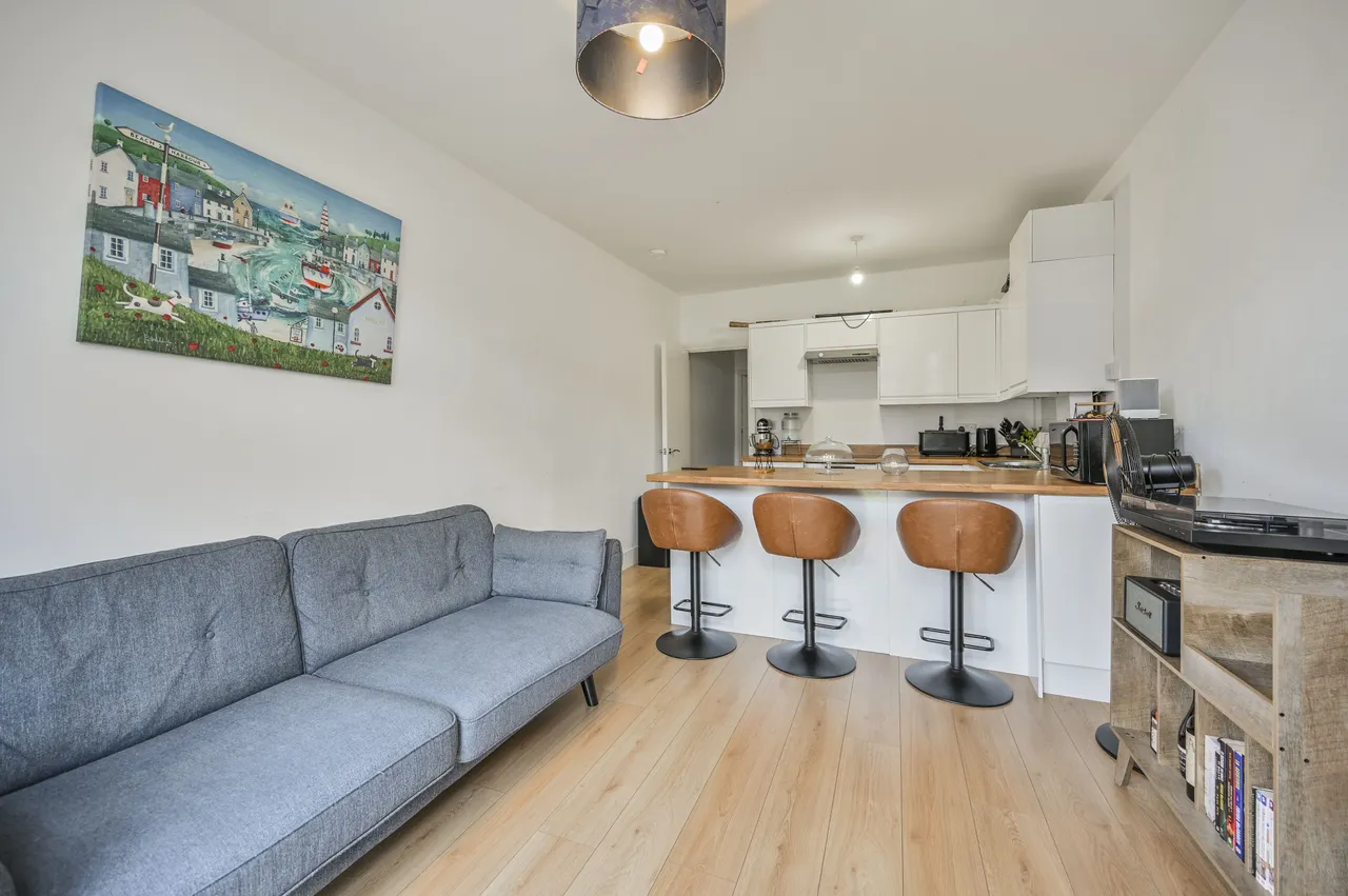 76 Westbury Avenue, London, photo 10