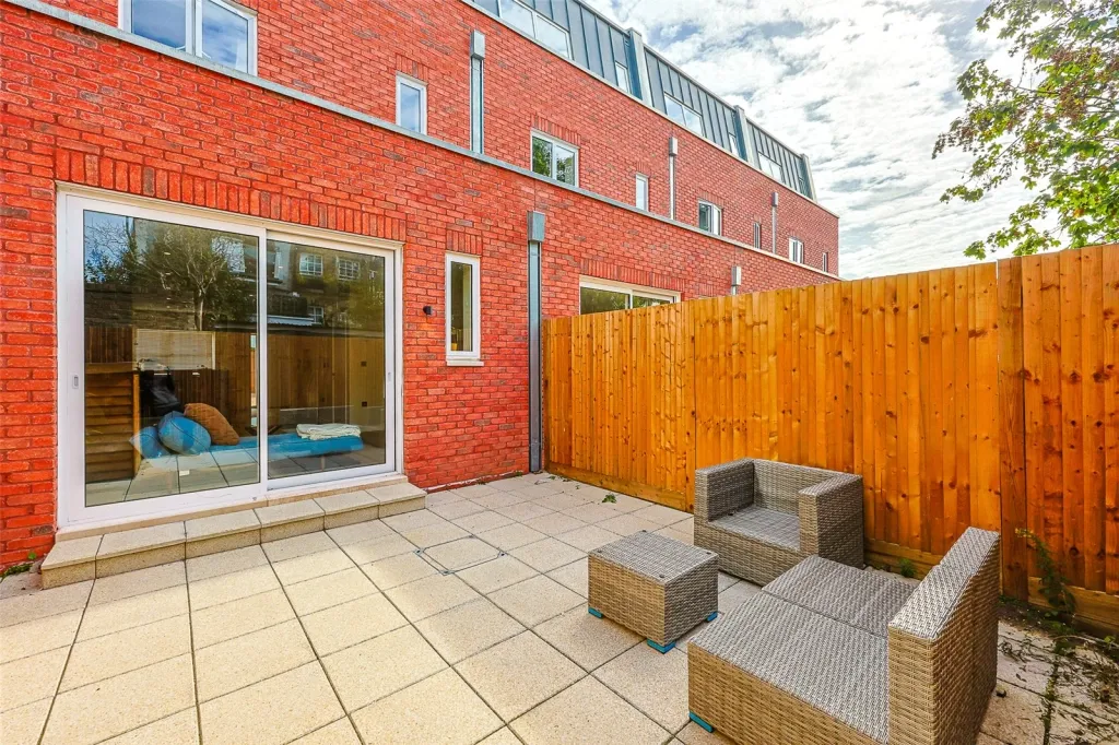 Warwick Road, Ealing, W5, photo 22