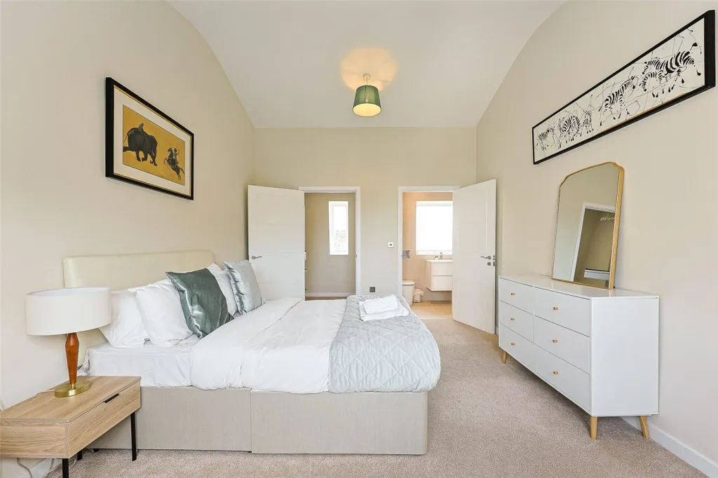 Warwick Road, Ealing, W5, photo 12