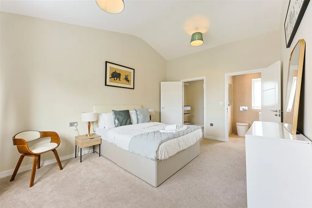 Warwick Road, Ealing, W5, photo 10