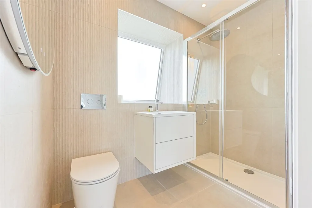Warwick Road, Ealing, W5, photo 14