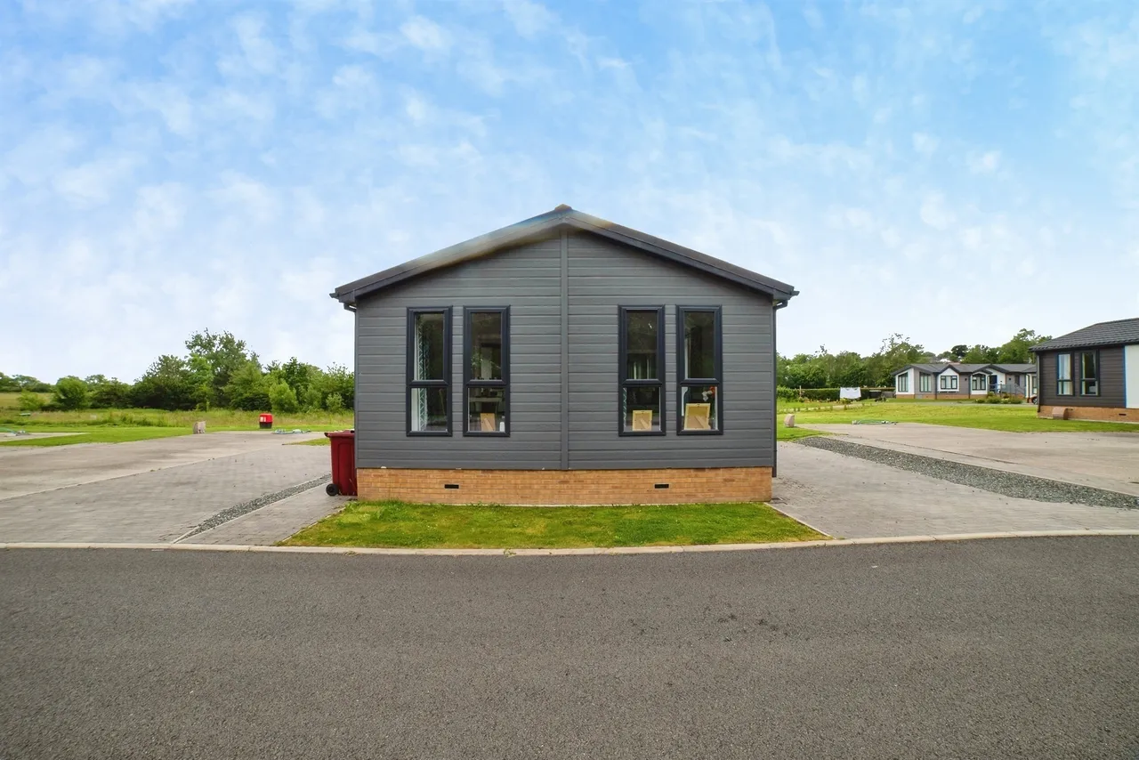 Mickley Lane, Stretton, DE55, photo 4