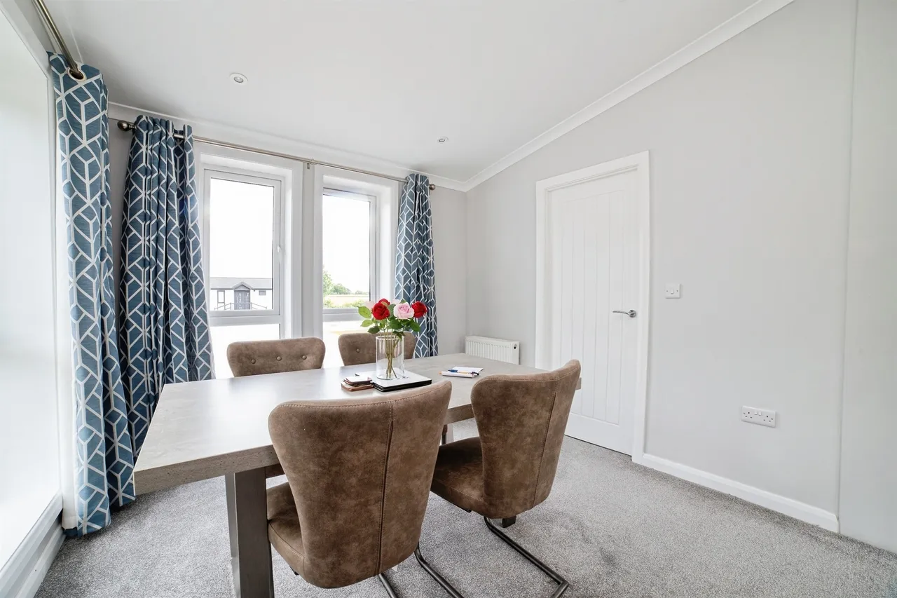 Mickley Lane, Stretton, DE55, photo 12