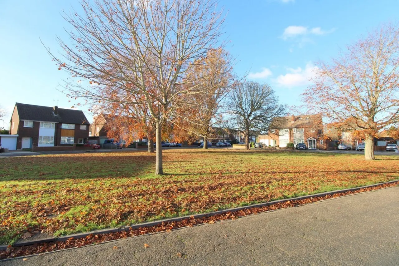 Chessholme Road, Ashford, photo 14