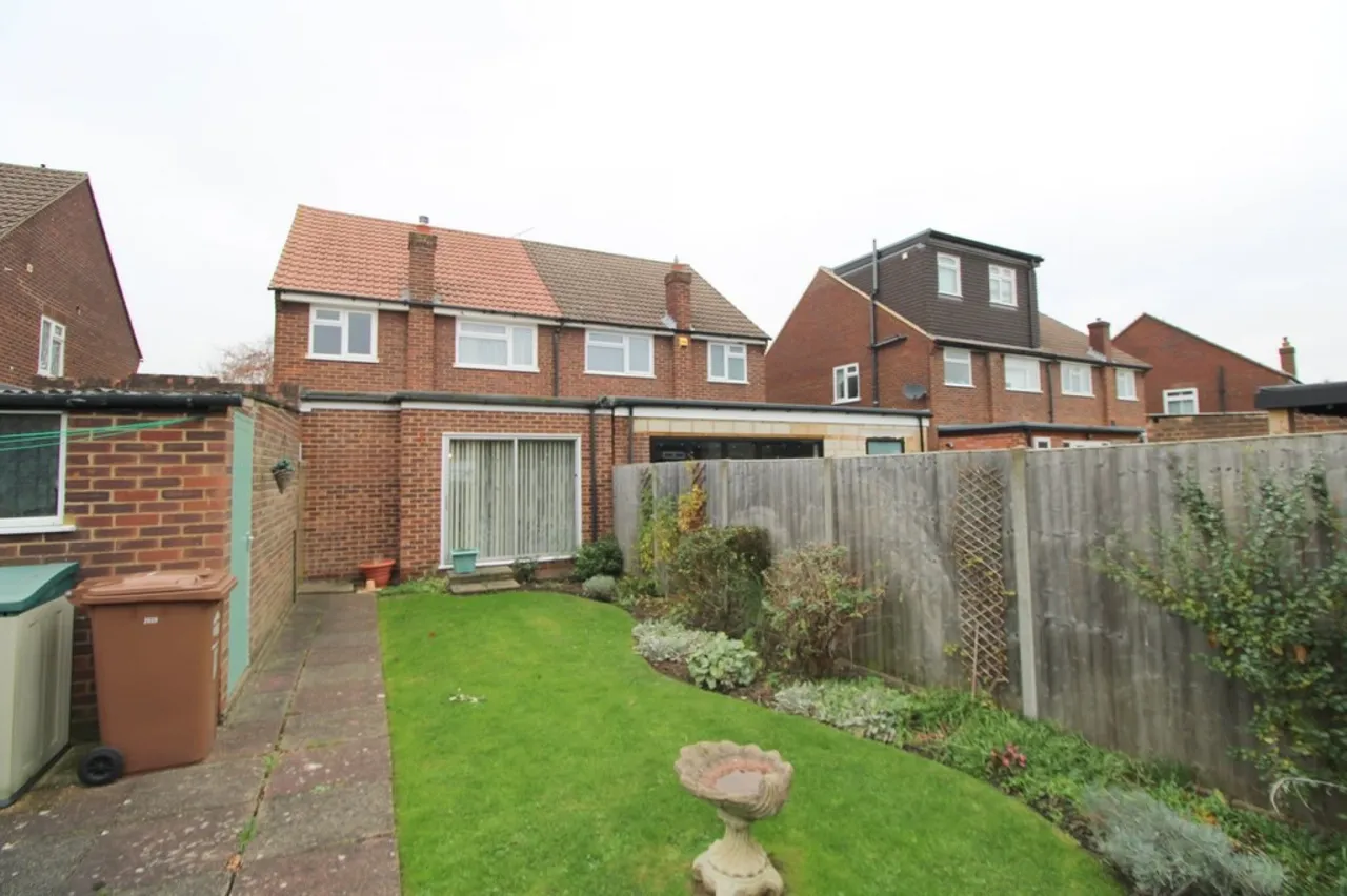 Chessholme Road, Ashford, photo 7