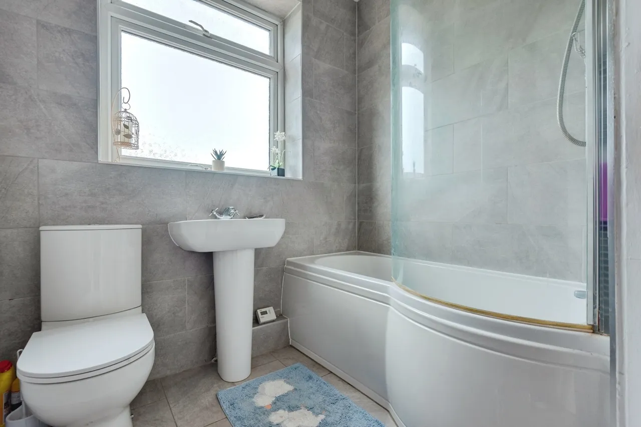 Kingsway, Widnes, WA8, photo 17