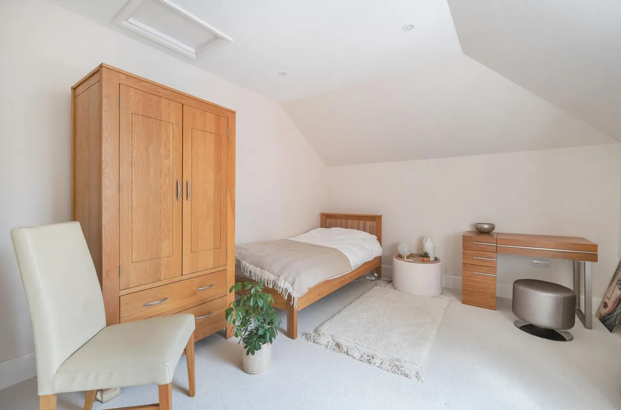Beautifully Appointed Country Home, Egerton, photo 20