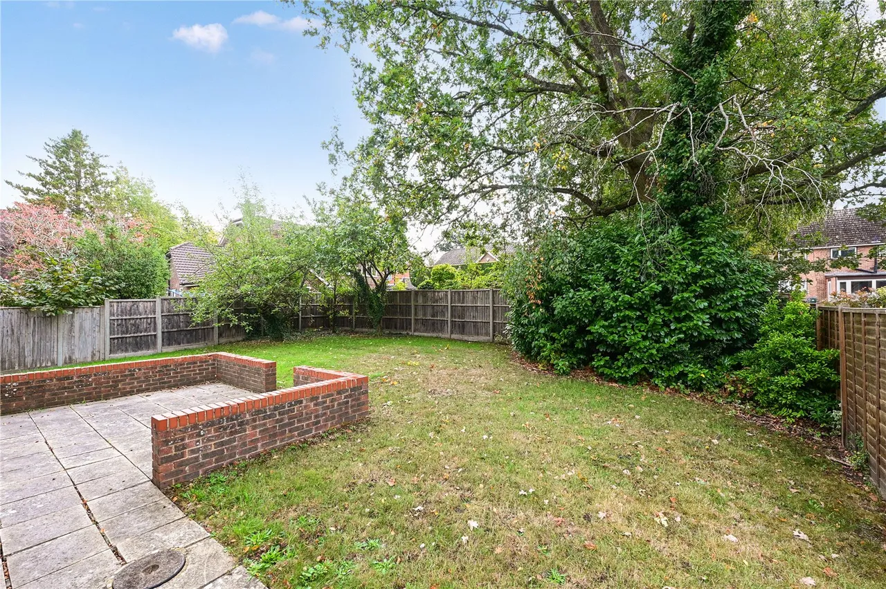 Shire Avenue, Fleet, GU51, photo 14