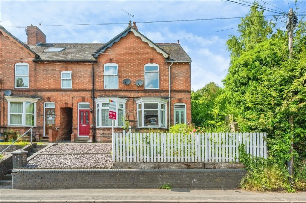 2 bed house for sale, Mayfield Road, Ashbourne, DE6