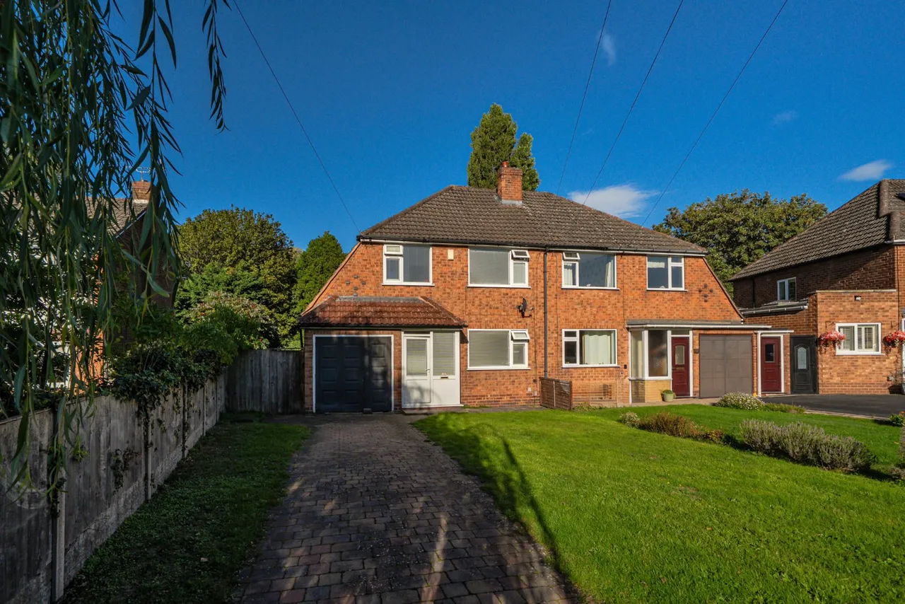 3 bed house for sale, Ulverley Green Road, Solihull, B92