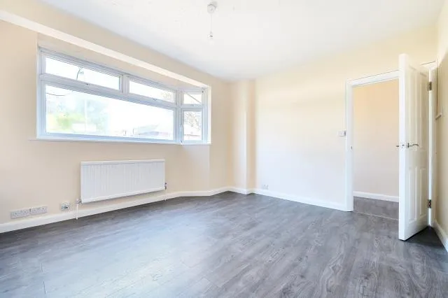 Connaught Road, Barnet, EN5, photo 8