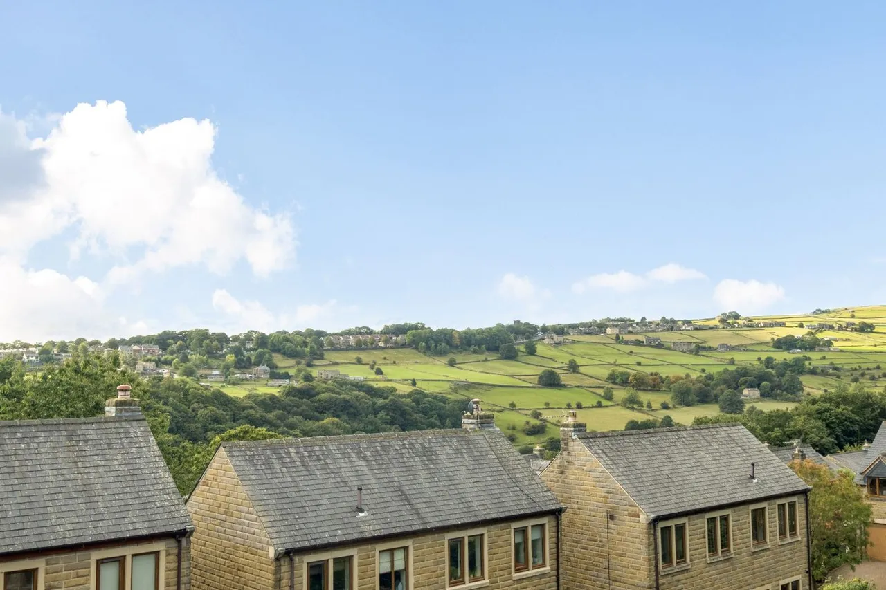The Meadows, Sowerby Bridge, HX6, photo 22