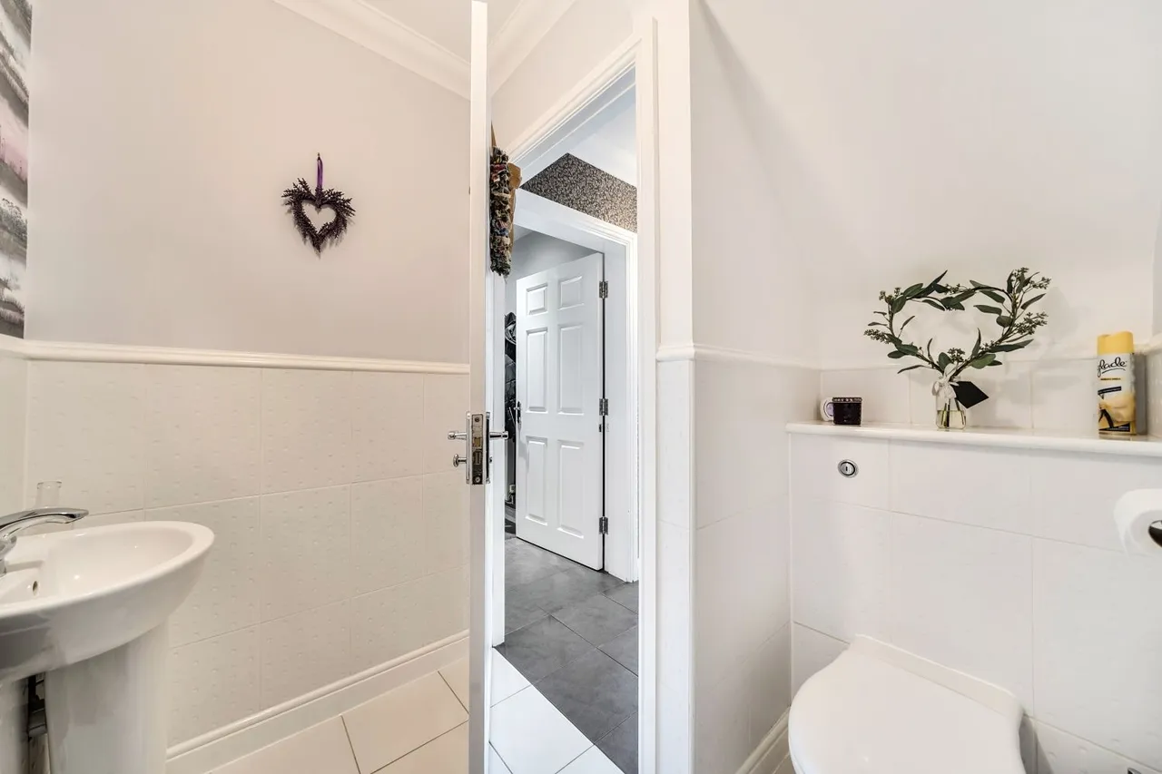 The Meadows, Sowerby Bridge, HX6, photo 11