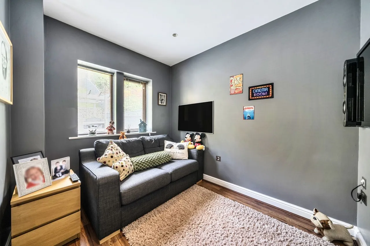 The Meadows, Sowerby Bridge, HX6, photo 16