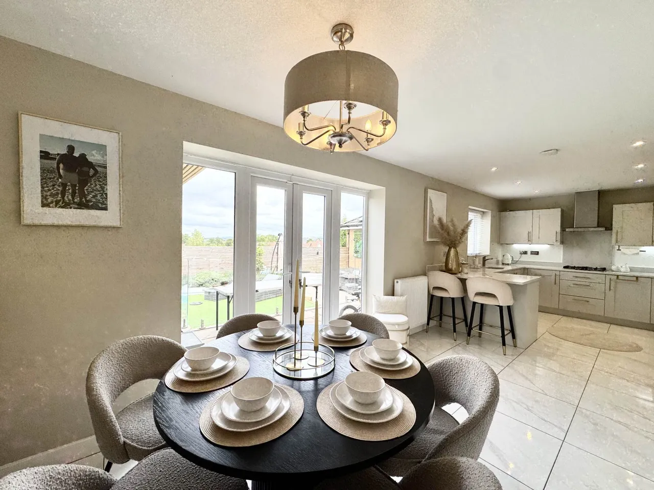 Mottram Rise, Eccleston, St Helens, photo 6