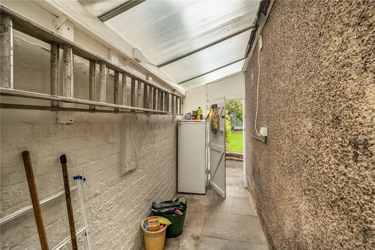Wroxall Grove, Kings Heath, B13, photo 11