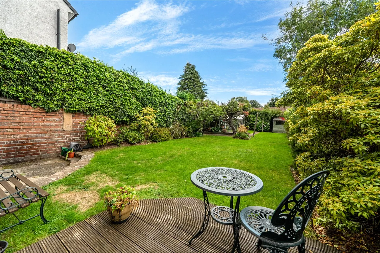 Wroxall Grove, Kings Heath, B13, photo 23