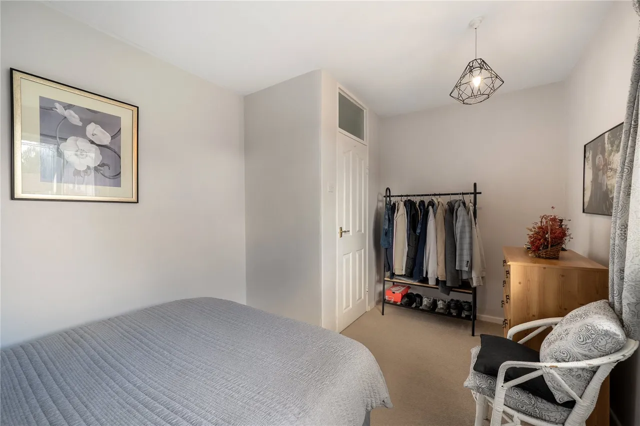 Wroxall Grove, Kings Heath, B13, photo 17