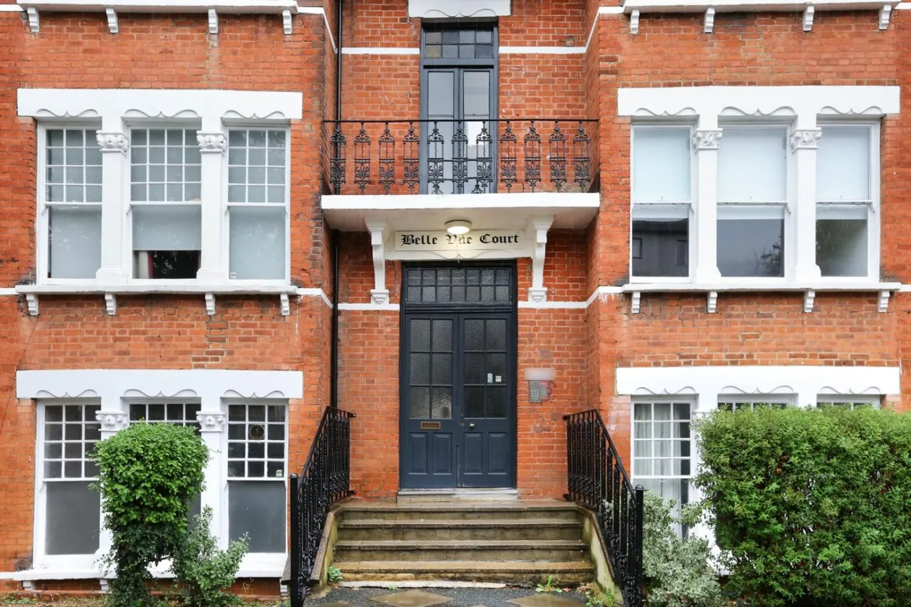 Devonshire Road, London, photo 12