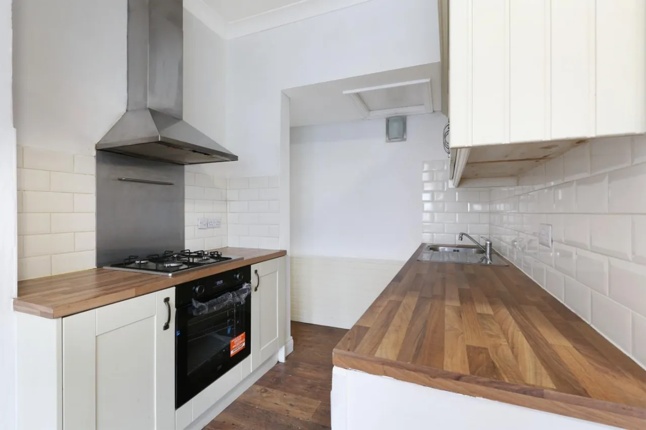 Devonshire Road, London, photo 2