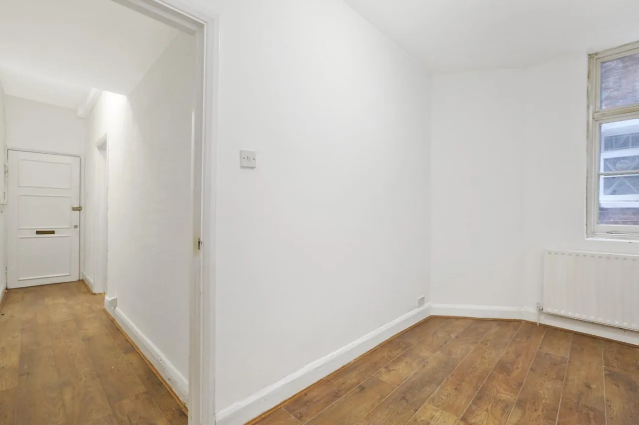 Devonshire Road, London, photo 6