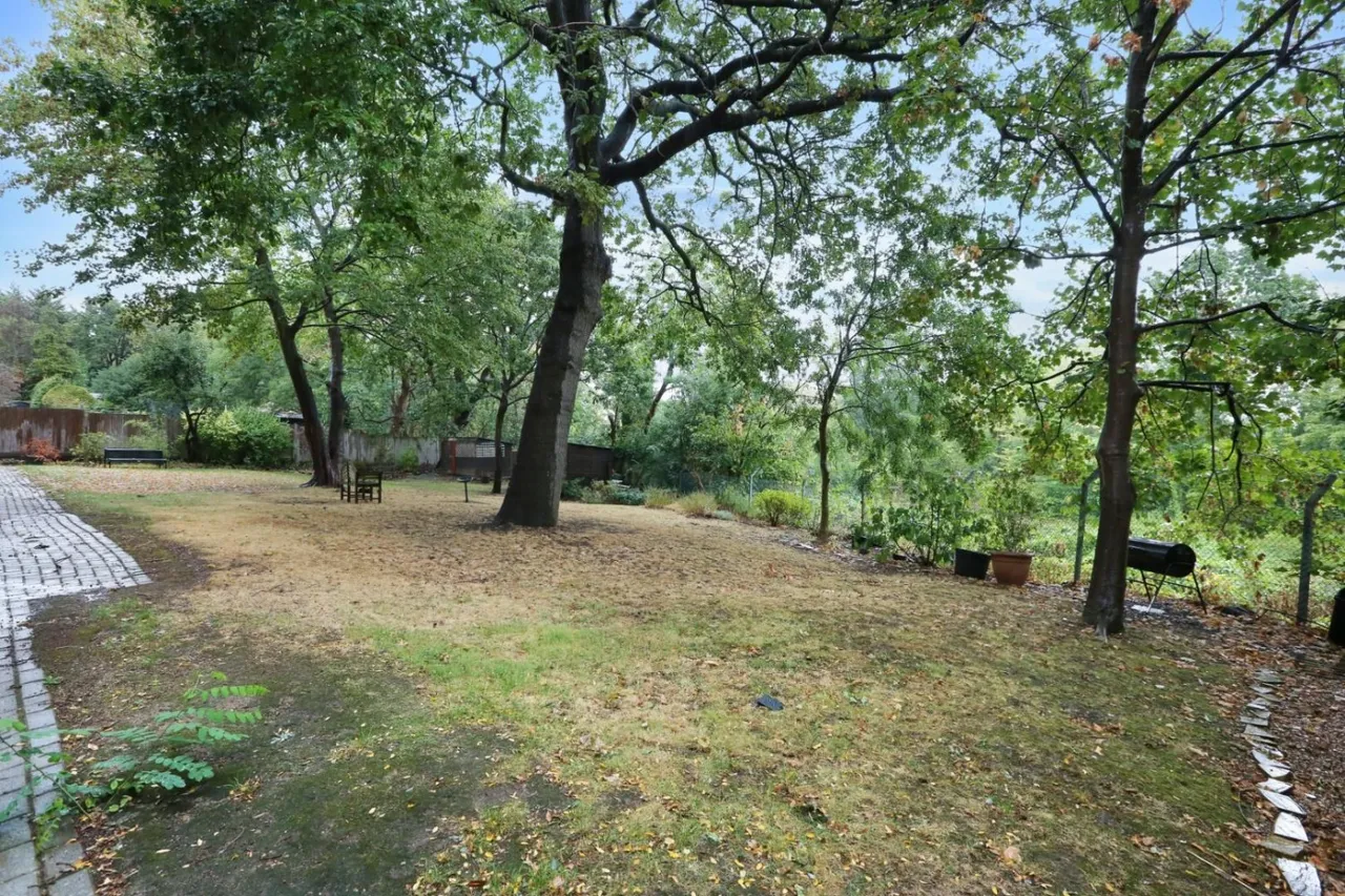 Devonshire Road, London, photo 9