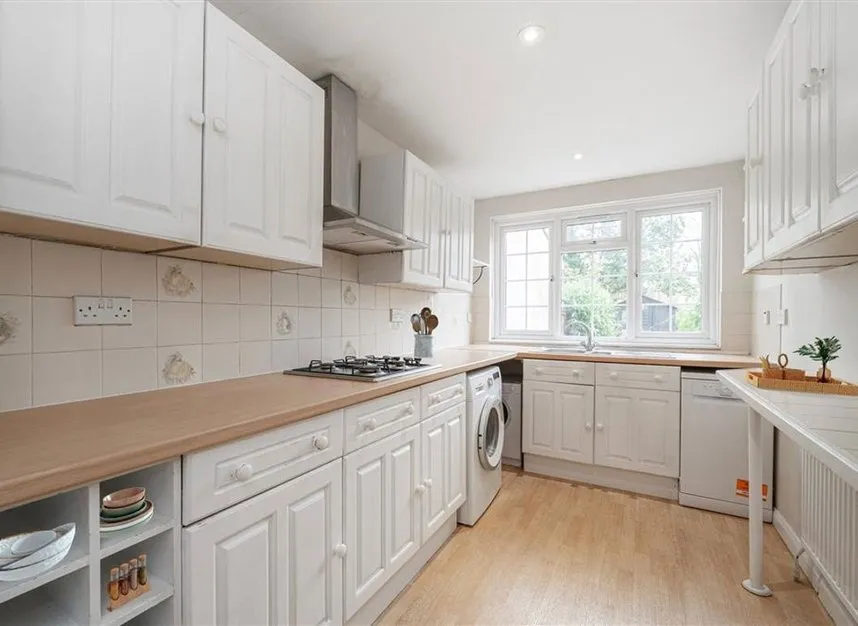 Railway Road, Teddington, TW11, photo 3